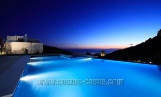 Luxury Modern Penthouse For Sale in Marbella 25