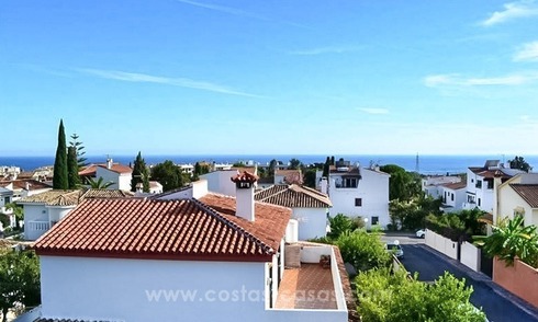 Cozy, partly renovated villa for sale in Marbella town 