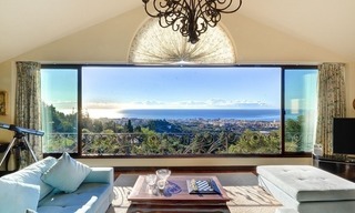 Luxury villa with sea views for sale near Marbella town 3