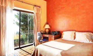 Luxury villa with sea views for sale near Marbella town 19