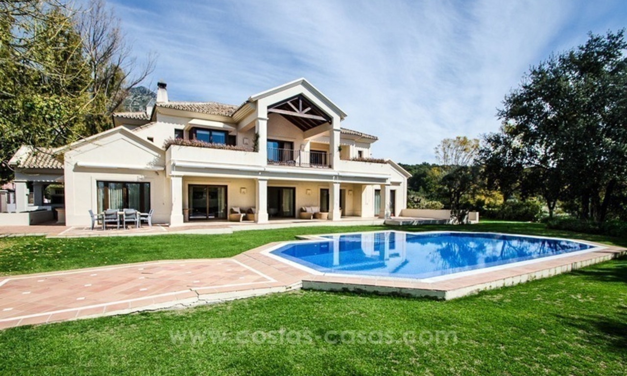 Modern Andalusian style luxury villa for sale on the Golden Mile, Marbella 1