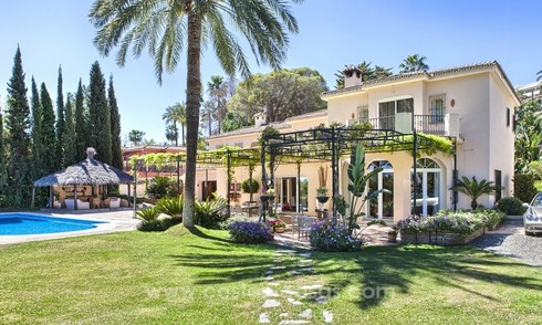 Exclusive frontline golf villa for sale, first line Golf, Nueva Andalucia, Marbella 