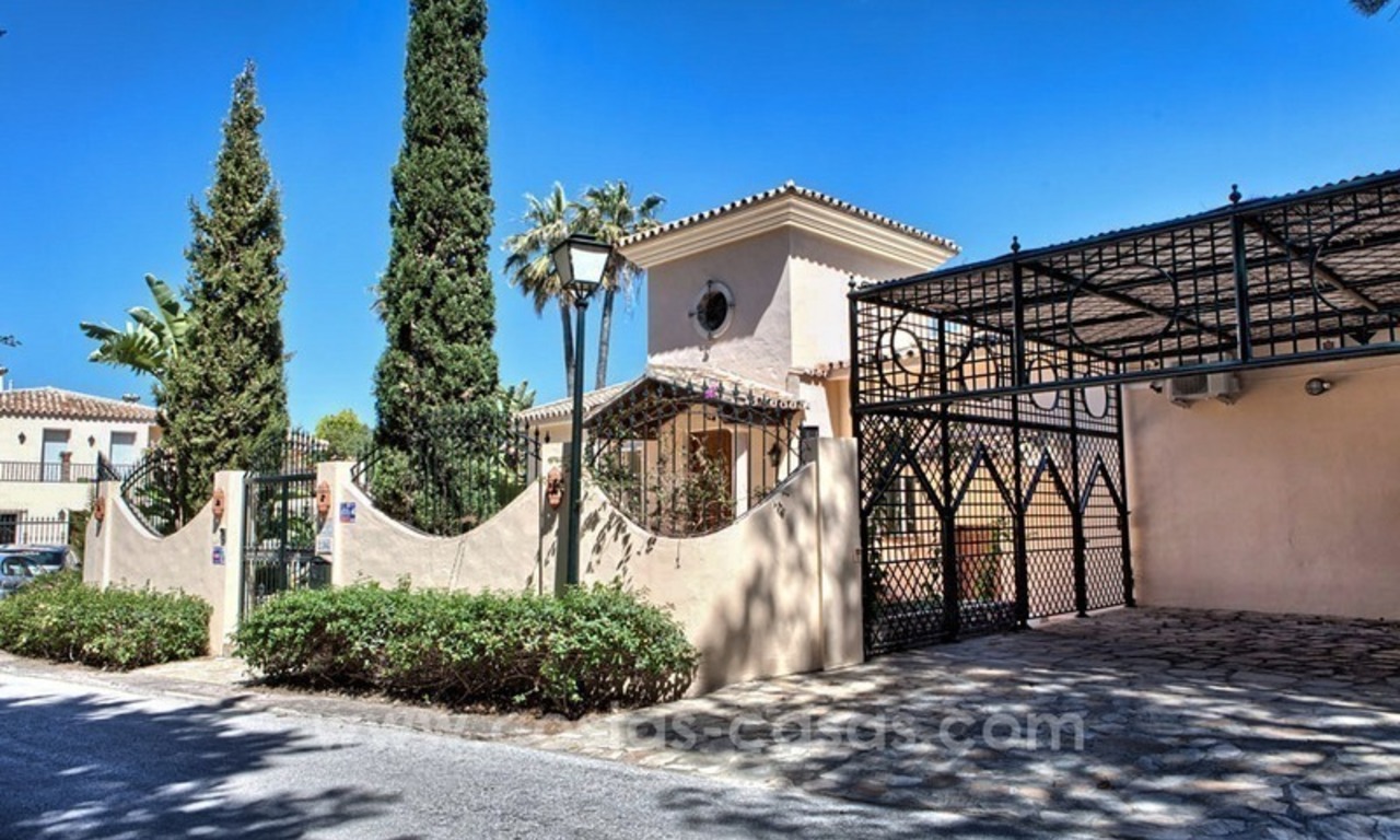 Exclusive frontline golf villa for sale, first line Golf, Nueva Andalucia, Marbella 8