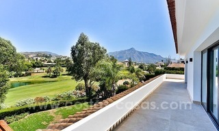 Brand-new contemporary frontline golf villa for sale in Nueva Andalucía, Marbella 5