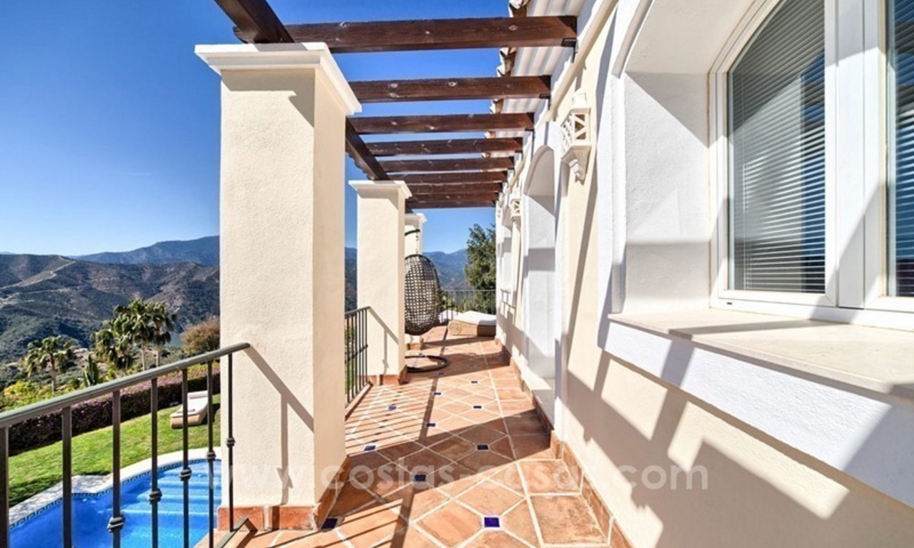 Luxury villa with amazing views for sale above the Golden Mile, Marbella 7