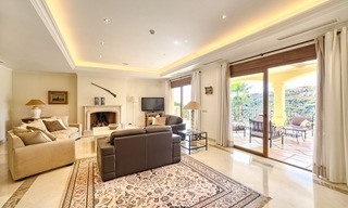 Luxury villa for sale with sea views in Benahavis, Marbella 8