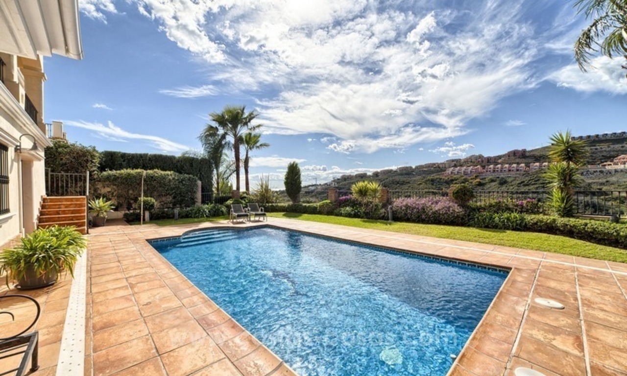 Luxury villa for sale with sea views in Benahavis, Marbella 3