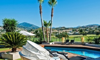 Contemporary refurbished frontline golf villa for sale in Nueva Andalucía, Marbella 4