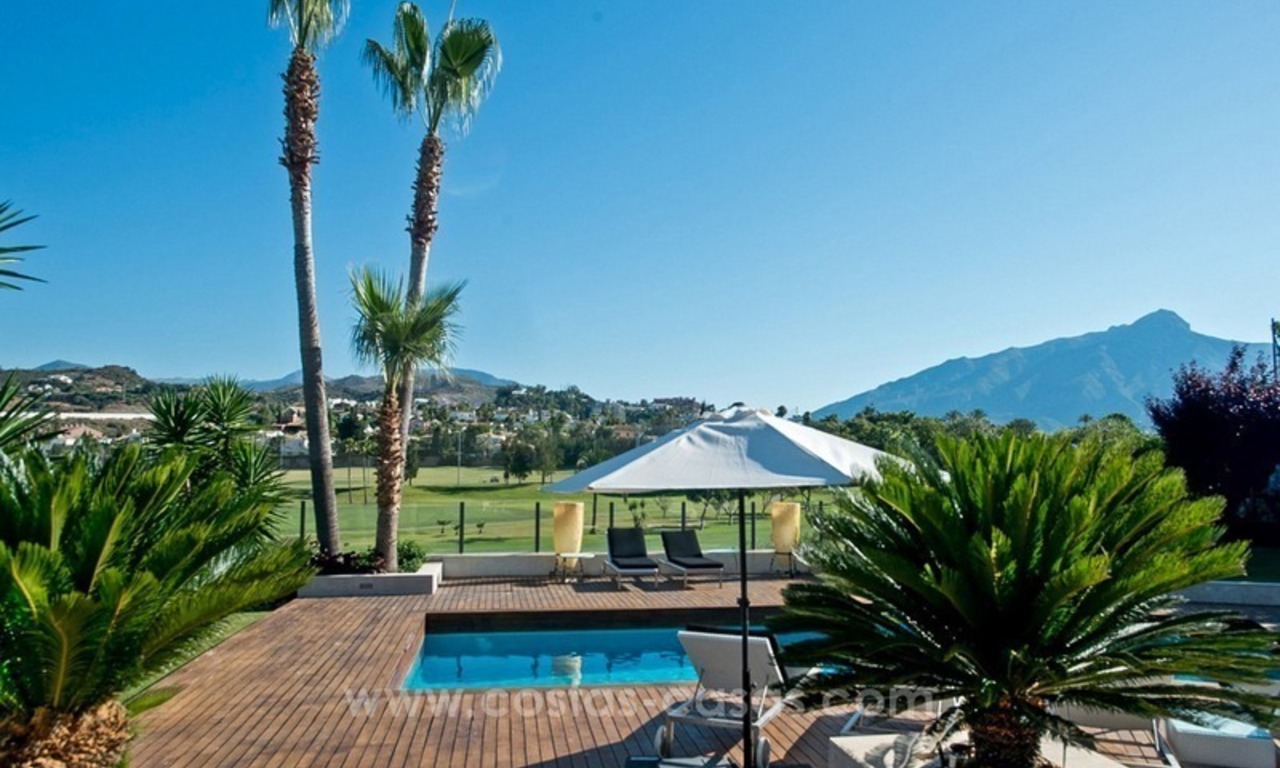 Contemporary refurbished frontline golf villa for sale in Nueva Andalucía, Marbella 7