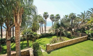 Beachfront apartment for sale, frontline Golden Mile - Marbella 1