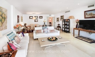 Beachfront apartment for sale, frontline Golden Mile - Marbella 9