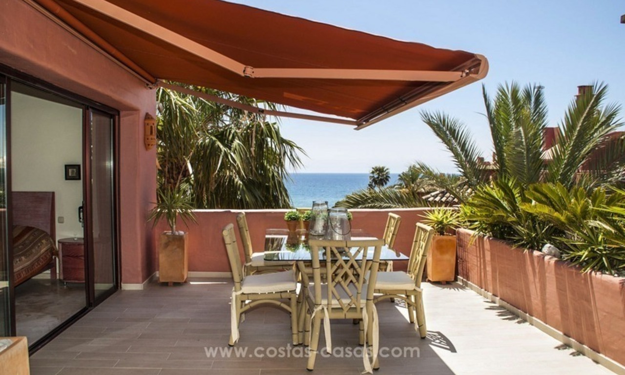 Luxury beachfront penthouse apartment for sale on the New Golden Mile between Marbella and Estepona 9