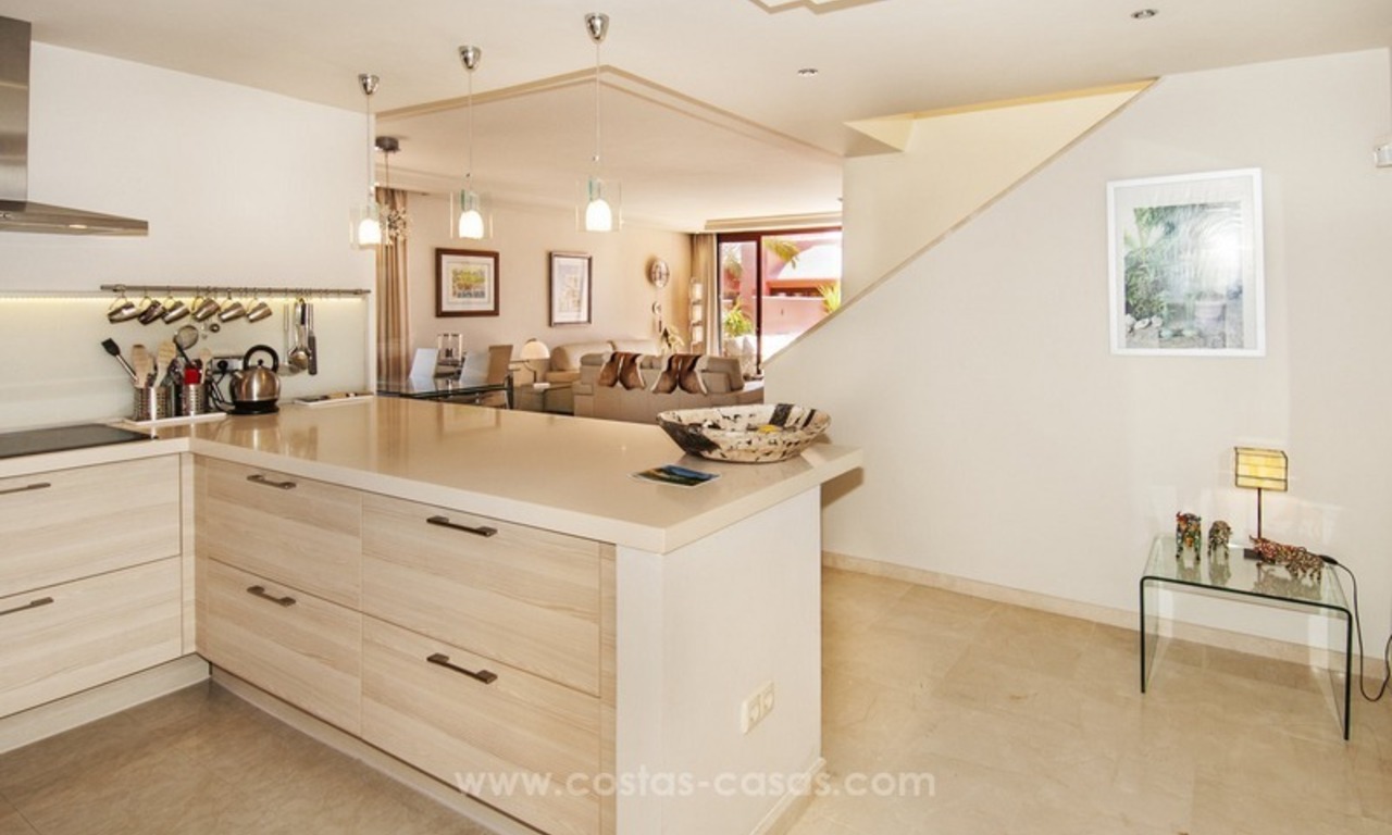 Luxury beachfront penthouse apartment for sale on the New Golden Mile between Marbella and Estepona 18