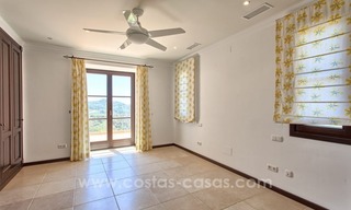 For Sale: Classic Villa at Golf Resort in Benahavís – Marbella 28