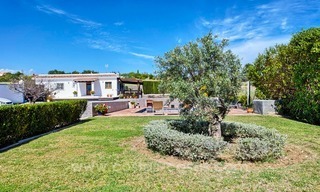 Lovely fully renovated villa - finca for sale in Estepona, Costa del Sol 4