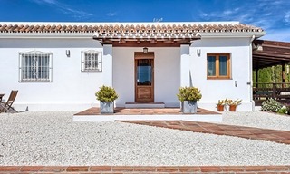 Lovely fully renovated villa - finca for sale in Estepona, Costa del Sol 21