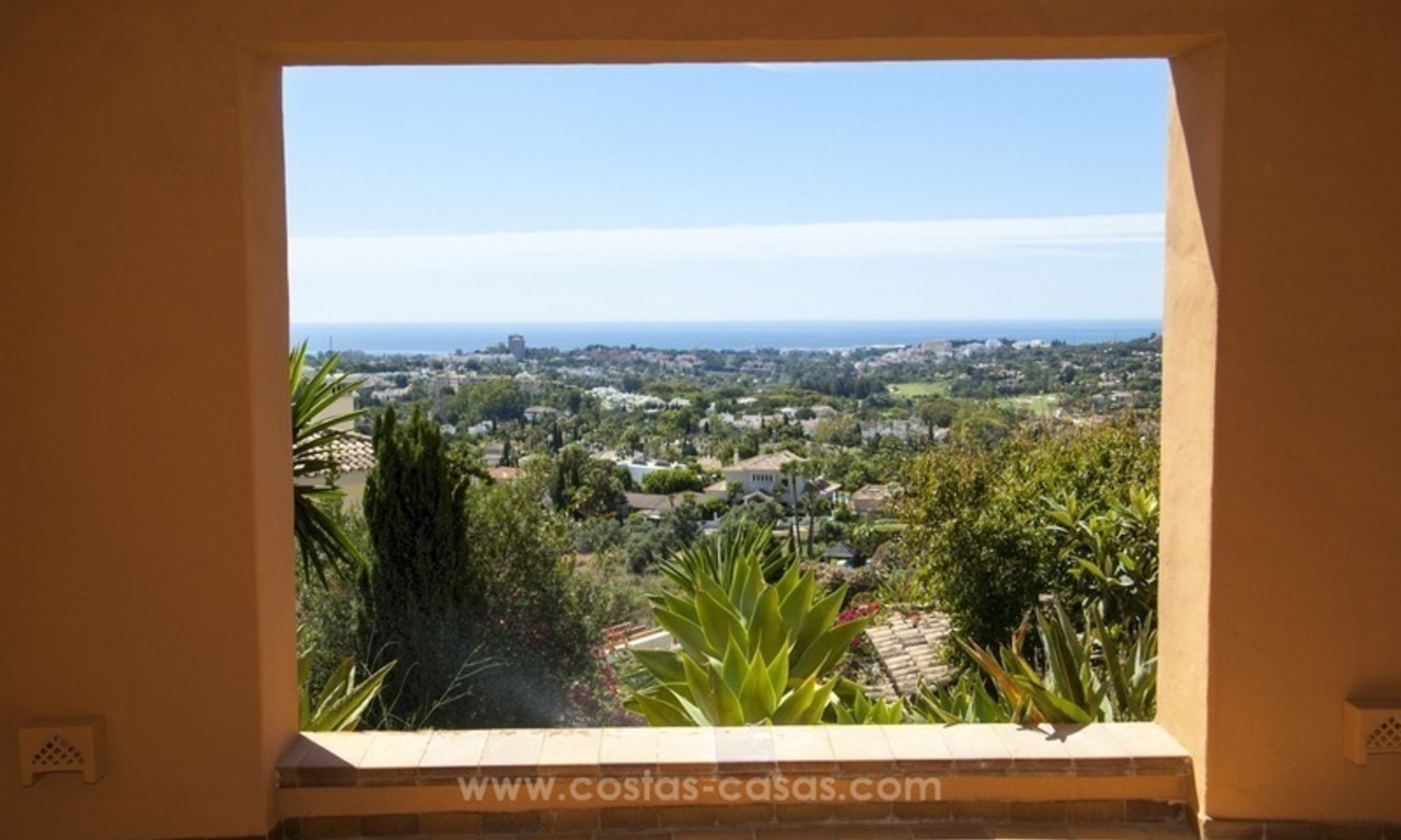 Marbella – Nueva Andalucia For Sale: Stunning Fully Refurbished Apartment In Highly Sought After Complex 19