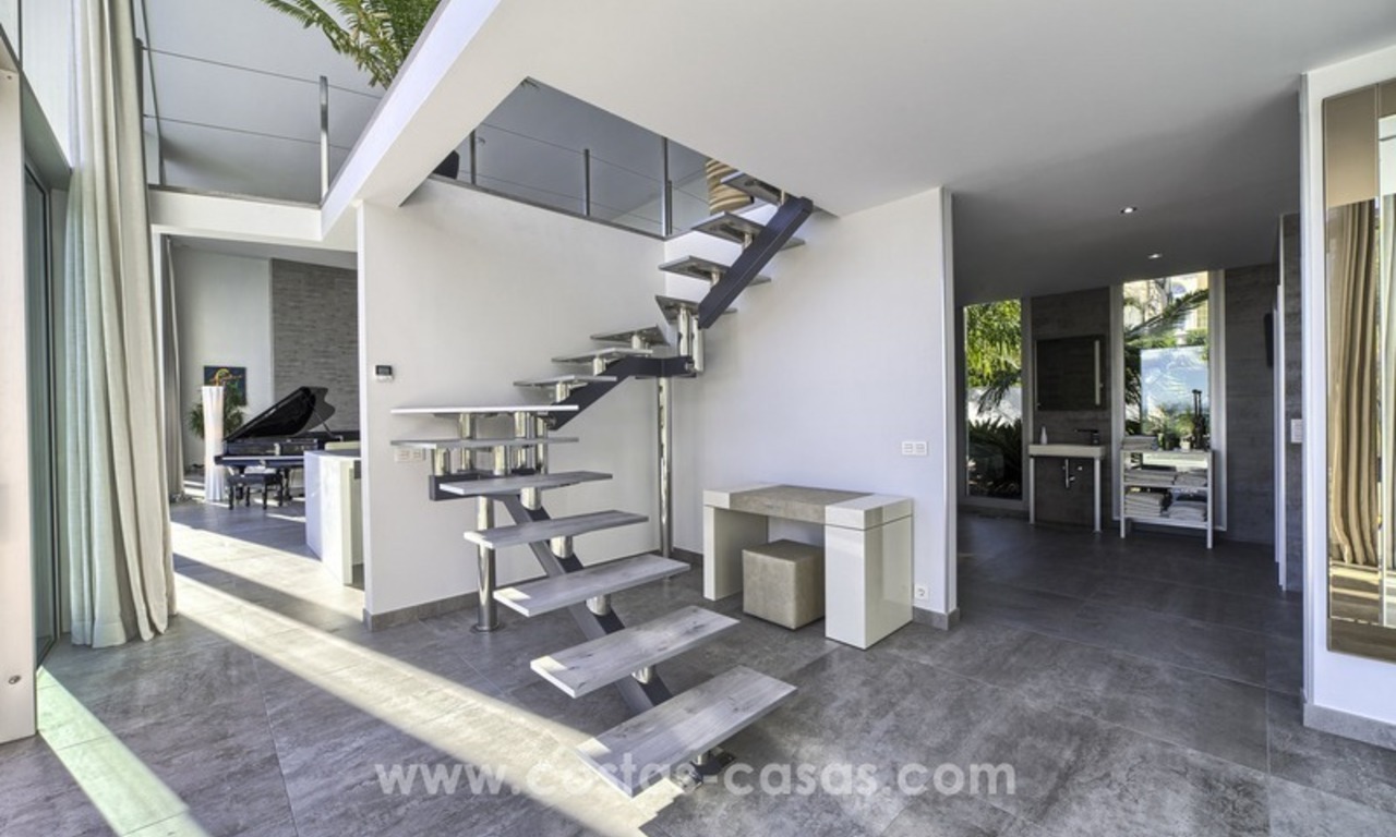 Stunning Modern Villa for sale in Nueva Andalucia, Marbella - Benahavis 18