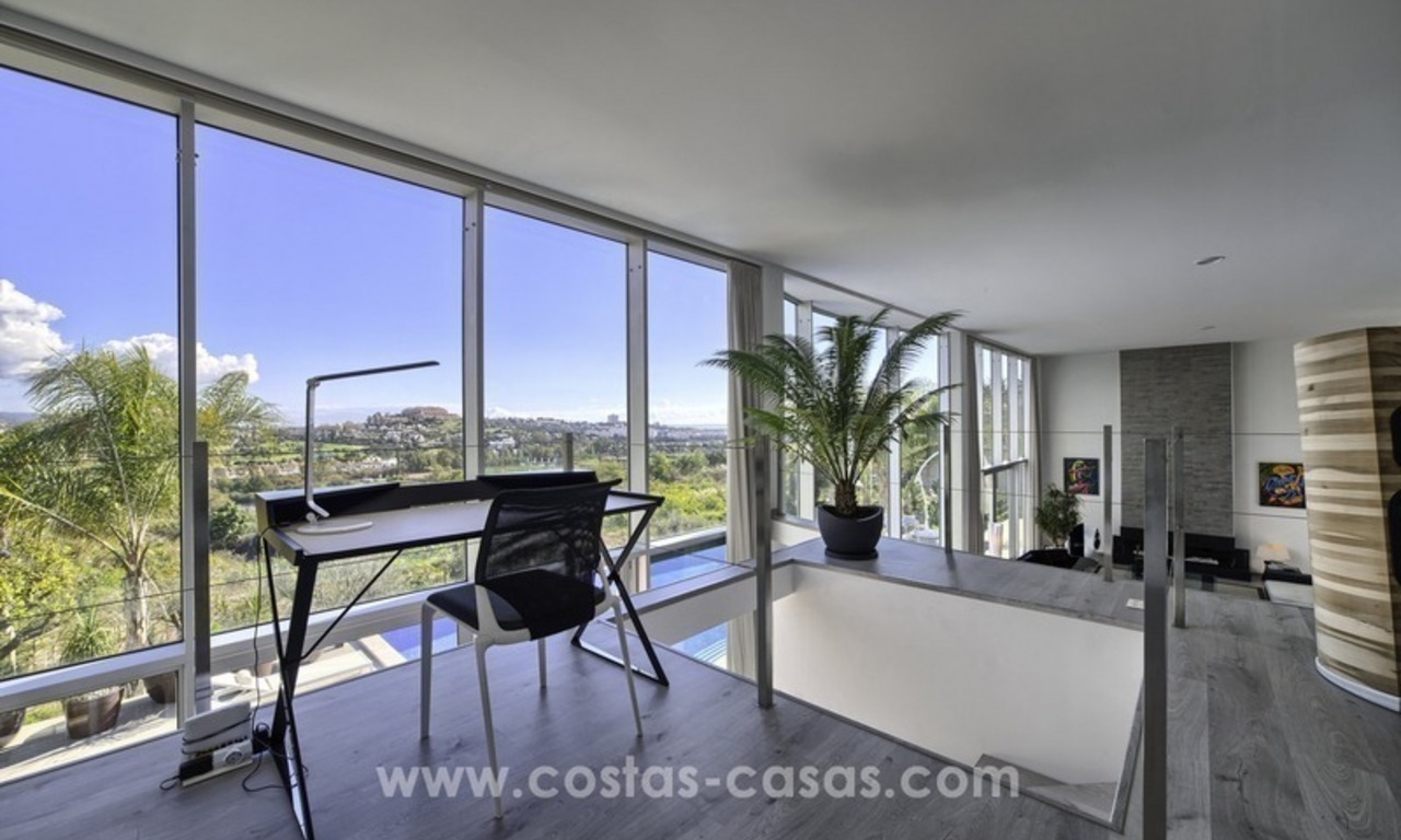 Stunning Modern Villa for sale in Nueva Andalucia, Marbella - Benahavis 24