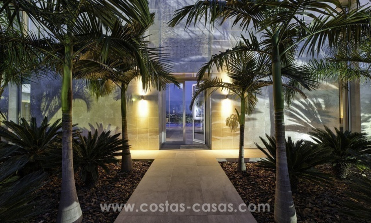 Stunning Modern Villa for sale in Nueva Andalucia, Marbella - Benahavis 10