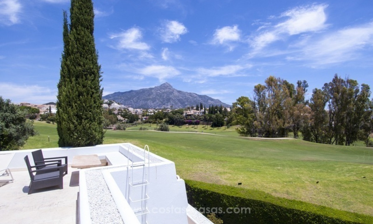 Front Line Golf Designer Villa for sale in Nueva Andalucía - Marbella 8