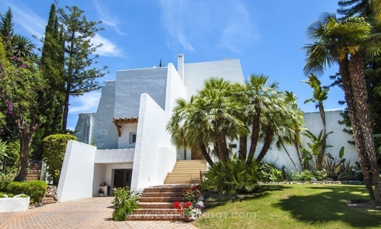 Front Line Golf Designer Villa for sale in Nueva Andalucía - Marbella 4