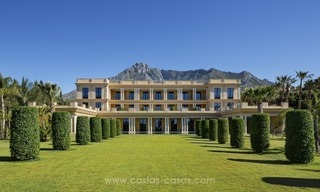 Unique palatial mansion for sale on the Golden Mile, Marbella 1
