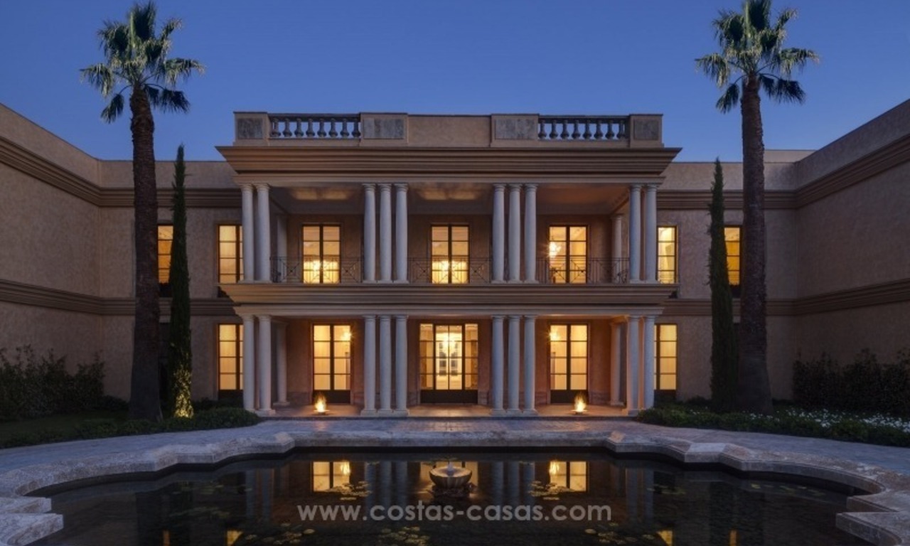 Unique palatial mansion for sale on the Golden Mile, Marbella. Incredible price reduction! 11