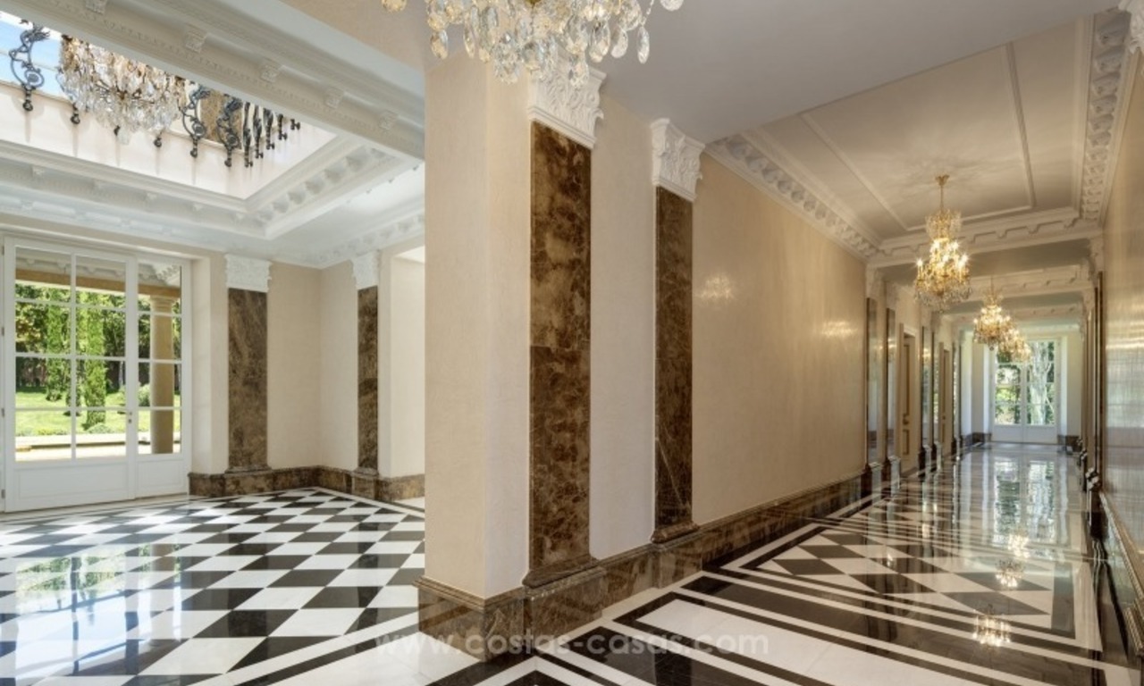 Unique palatial mansion for sale on the Golden Mile, Marbella. Incredible price reduction! 23