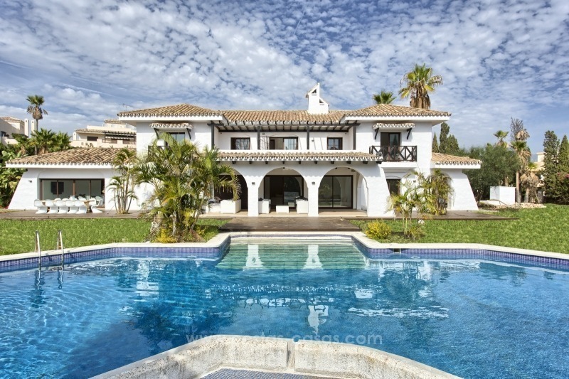 Modern Andalusian style villa for sale in Nueva Andalucia, Marbella