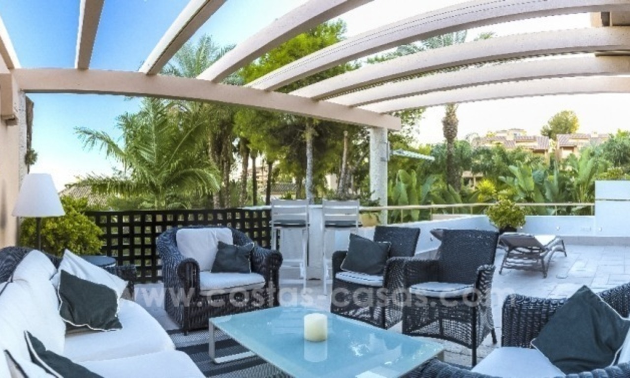 Luxury apartment for sale in Marbella East 0