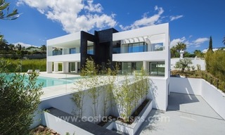 Modern Designer Villa Recently constructed for sale in Nueva Andalucía, Marbella 4