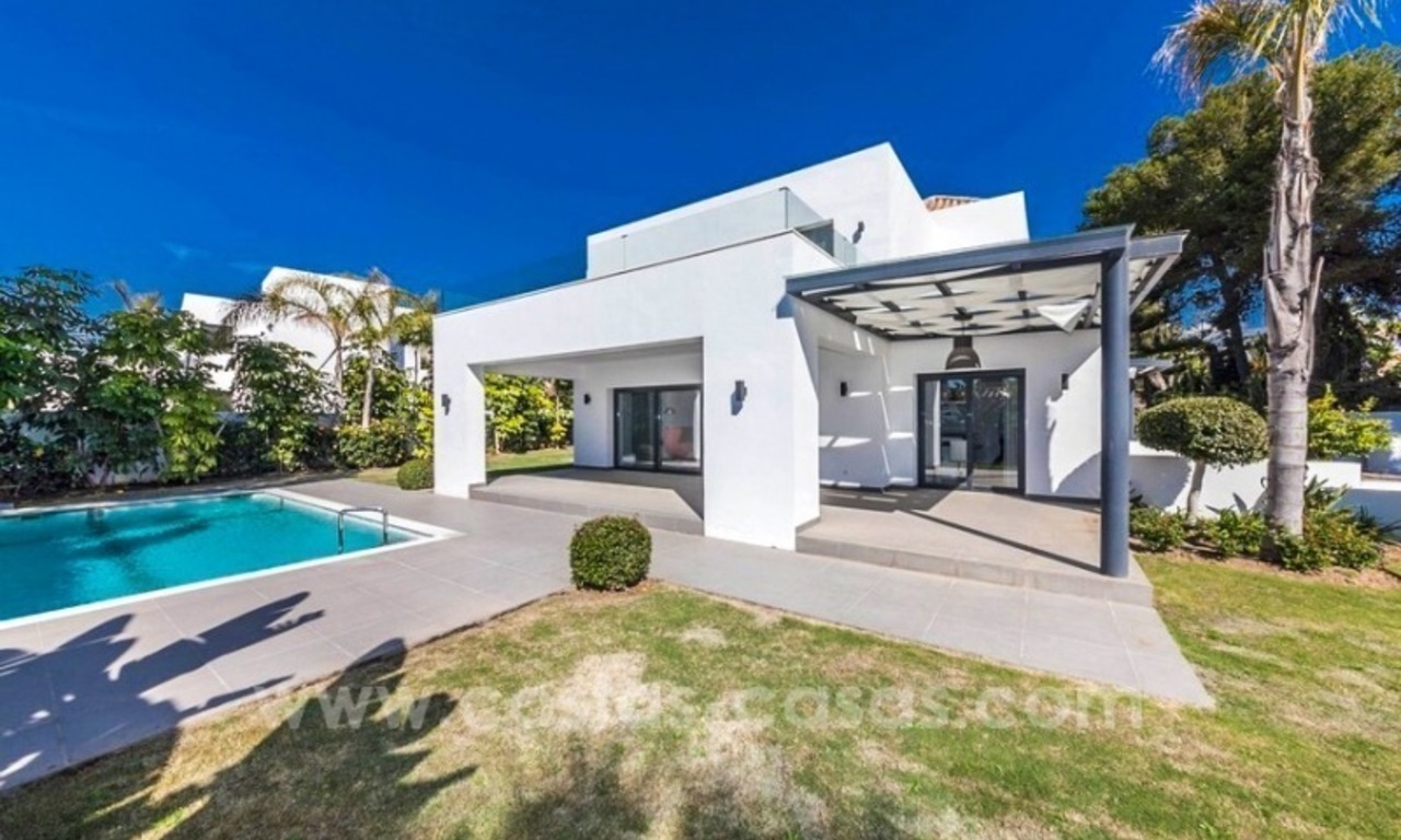 New Design beach villas for sale on the New Golden Mile, Marbella - Estepona 1