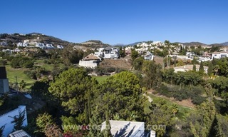 Contemporary golf villa for sale with splendid sea view in an up-market area of Nueva Andalucia - Marbella 26