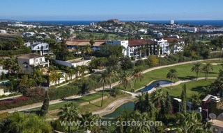 Contemporary golf villa for sale with splendid sea view in an up-market area of Nueva Andalucia - Marbella 33