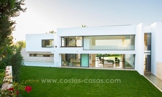 Modern newly built contemporary villa for sale on the Golden Mile, Sierra Blanca, Marbella 2