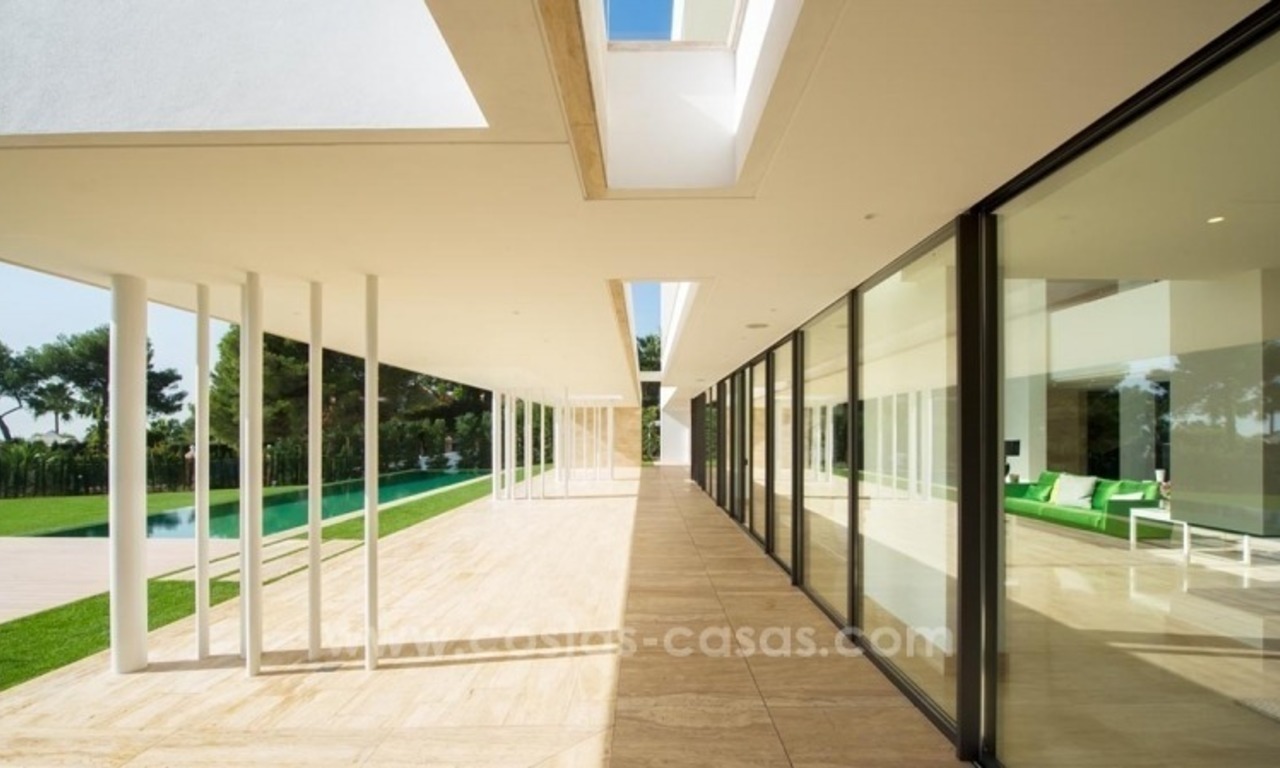 Modern newly built contemporary villa for sale on the Golden Mile, Sierra Blanca, Marbella 5