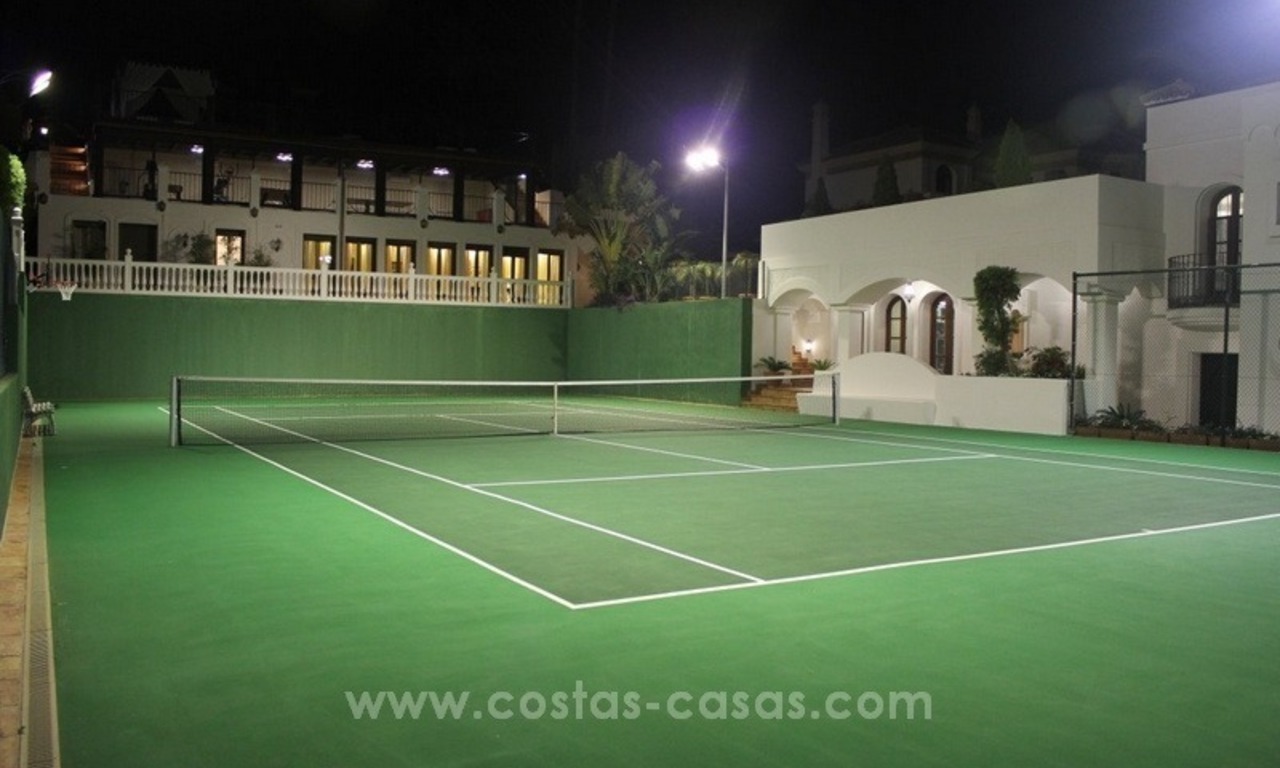 For sale in Marbella: Superb Sierra Blanca Villa with Guest Villa & Tennis Court 6