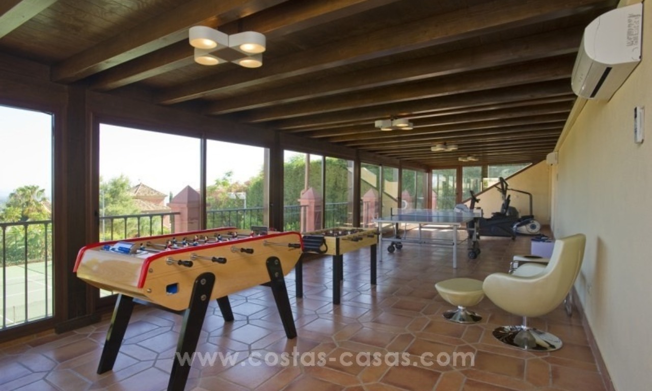 For sale in Marbella: Superb Sierra Blanca Villa with Guest Villa & Tennis Court 26