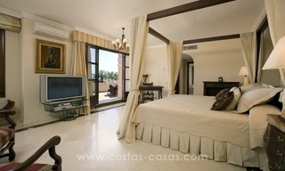 For sale in Marbella: Superb Sierra Blanca Villa with Guest Villa & Tennis Court 32