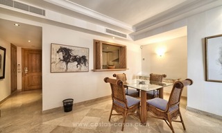 Apartment for sale with sea views in the private Wing of the hotel Kempinski, Estepona - Marbella 10