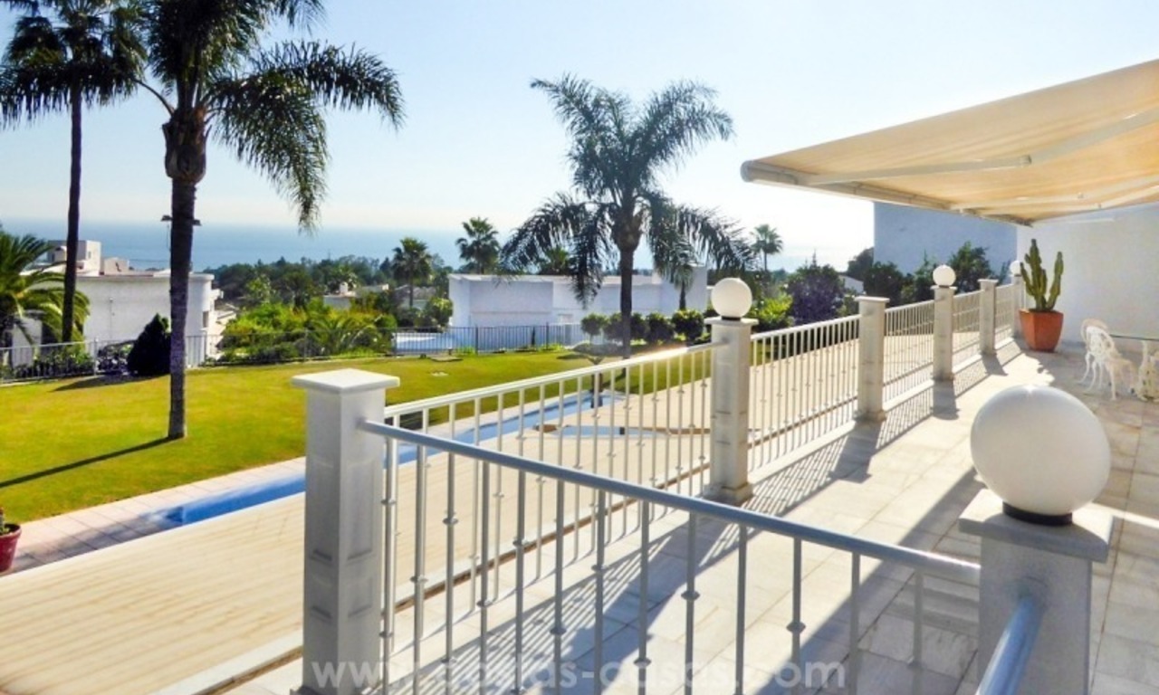  Fabulous Sea View Villa for sale in Altos Reales, Golden Mile, Marbella 11