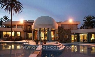 Front Line Beach Palace for sale on The Golden Mile, Marbella 4