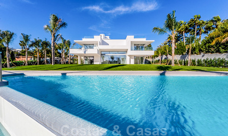 Modern second line Beach designer villa for sale in Guadalmin Baja, Marbella 29027