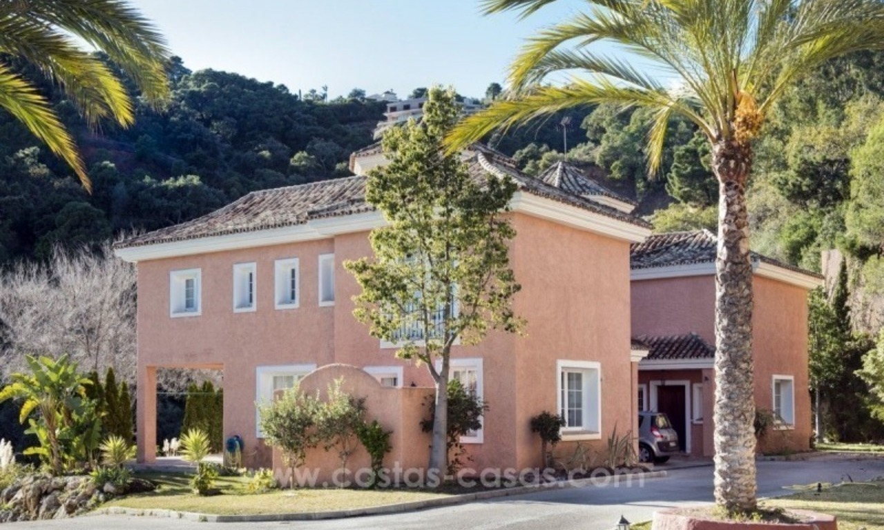 Villa for sale in Benahavis - Marbella: El Madroñal estate on a 11.000m2 flat plot with commanding views 9
