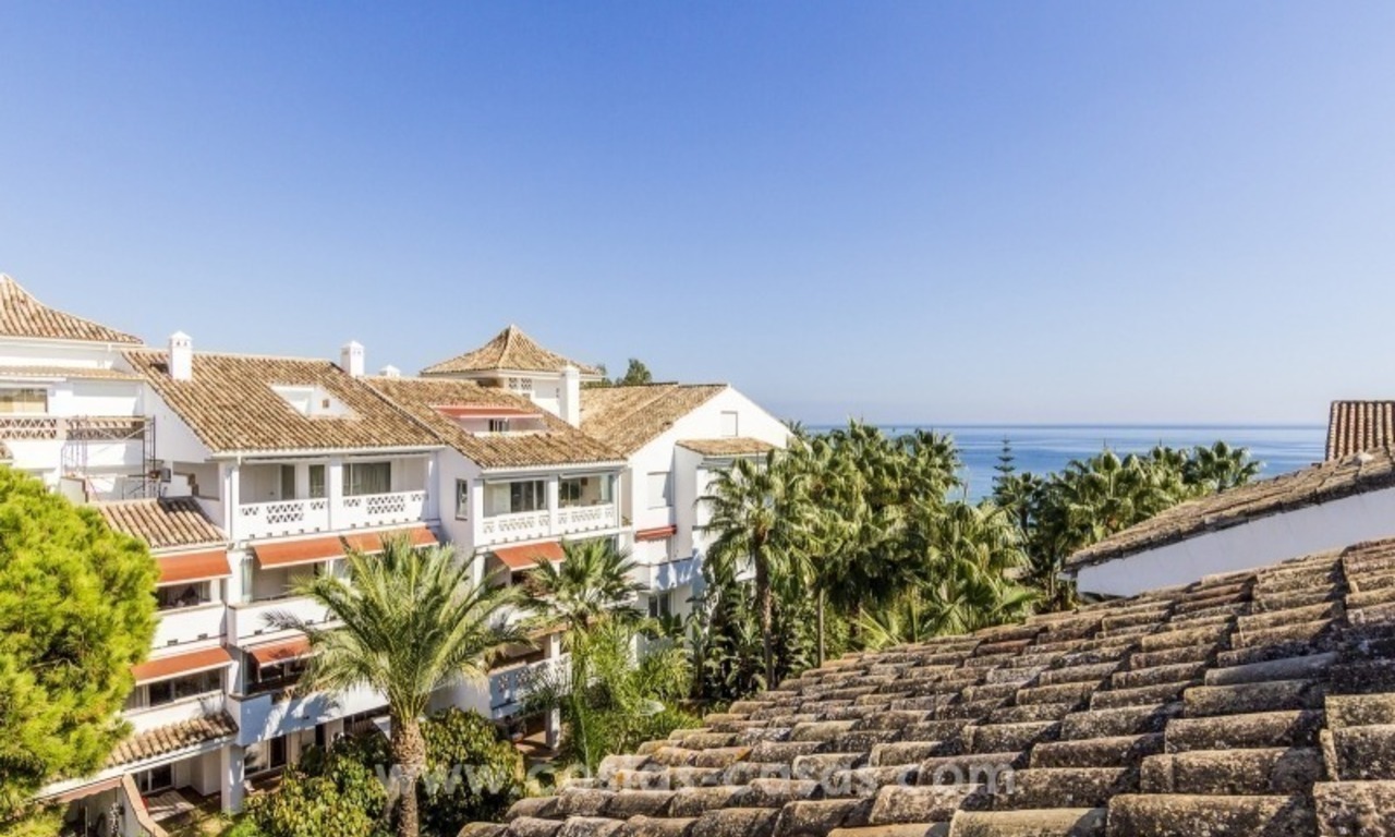 Penthouse apartment in first line beach for sale, on the Golden Mile of Marbella with 5-bedrooms 0