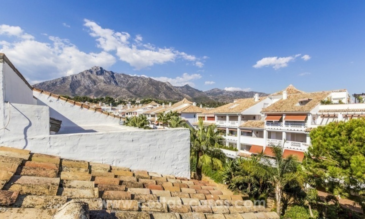 Penthouse apartment in first line beach for sale, on the Golden Mile of Marbella with 5-bedrooms 1