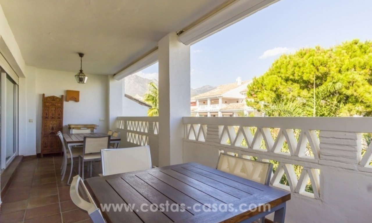 Penthouse apartment in first line beach for sale, on the Golden Mile of Marbella with 5-bedrooms 7
