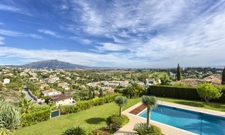 Villa with Panoramic views on the New Golden Mile, Marbella - Estepona 3