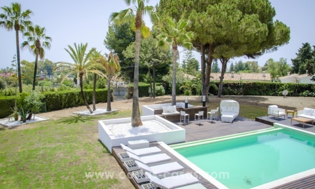Renovated Modern villa for sale on the Golden Mile, Marbella 2